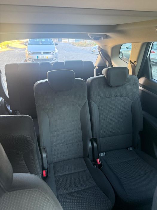 Kia Carens 1.7 CRDI 7 lugares — photo 5