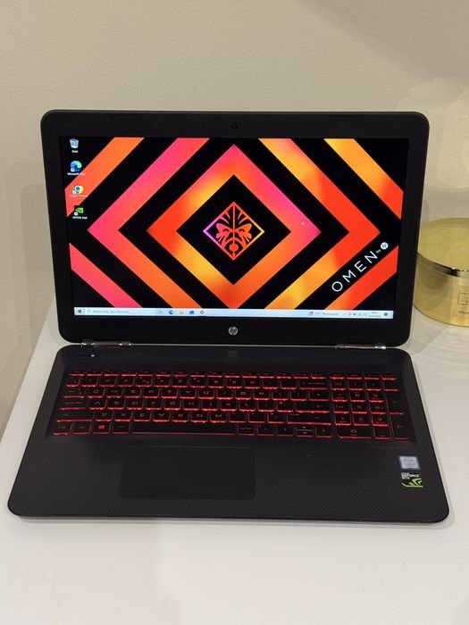 Laptop Gamingowy HP Omen 15 i5HQ,8GB,GTX1050,SSD+HDD 1TB