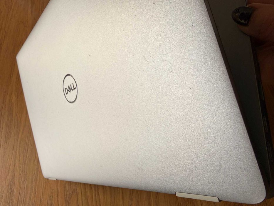 Dell Latitude 5320