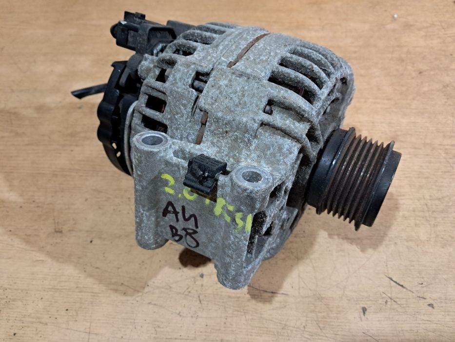 Alternator BOSCH AUDI A4 B8 A5 8T Q5 2.0 TFSI 140A 14V