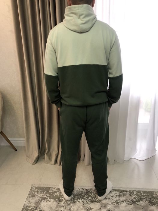 Спортивний костюм adidas, розмір М, оригінал