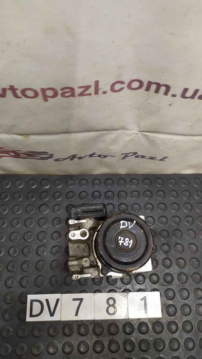 Toyota RAV4 00-06 блок ABS 2.0 DV0781 4454042040