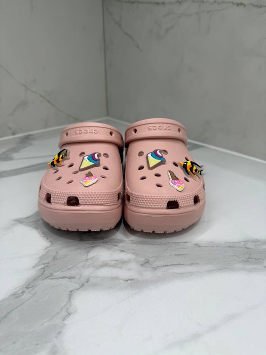 крокси  дитячі Crocs classic platform Clog/ рожеві крокси розмір W6 кроксы детские 36