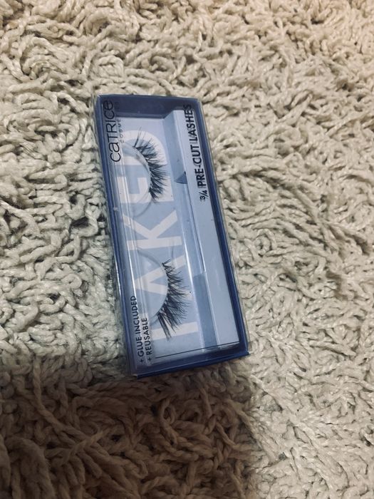 Sztuczne rzęsy Catrice cosmetics nowe bez kleju
