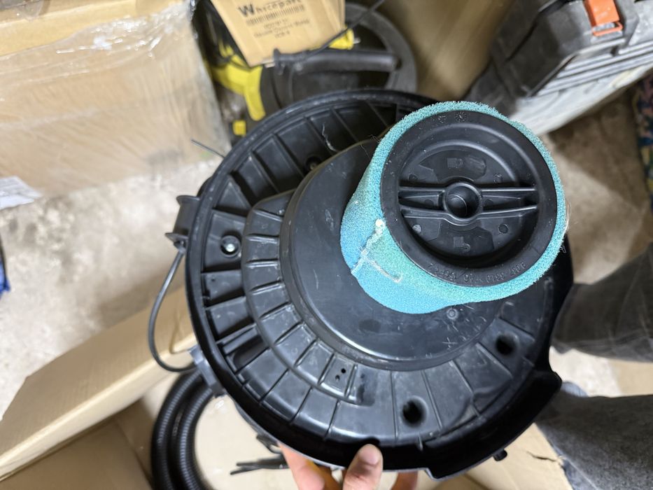 Продам миючий пилосос, екстрактор Karcher SE 4001 / SE 4002