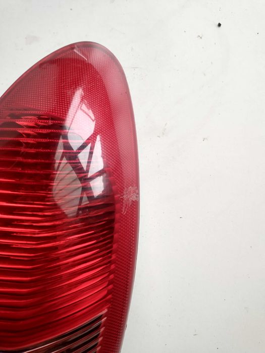 lampa lewa tylna tył Alfa Romeo 147 hatchback