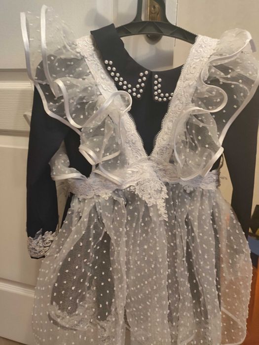 Форма шкільна для дівчинки