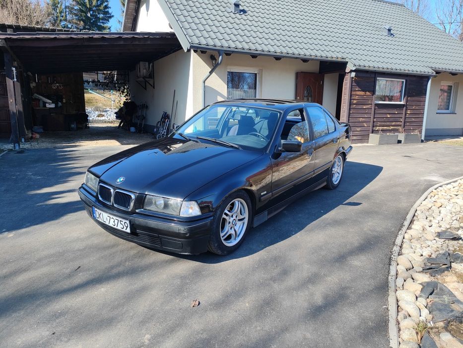 Samochód BMW e36