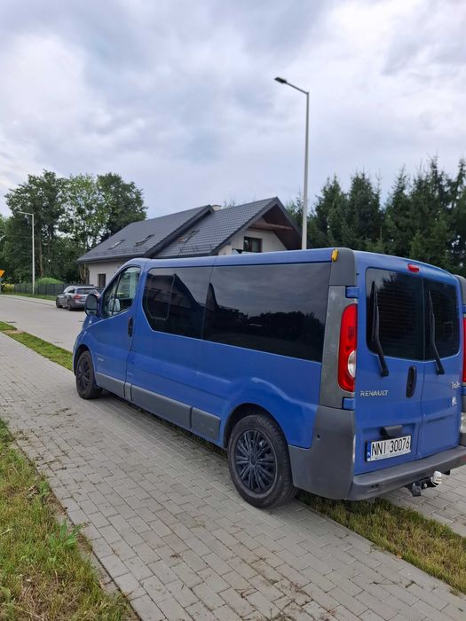 Renault Trafic 2.0 dci 9 osobowy long