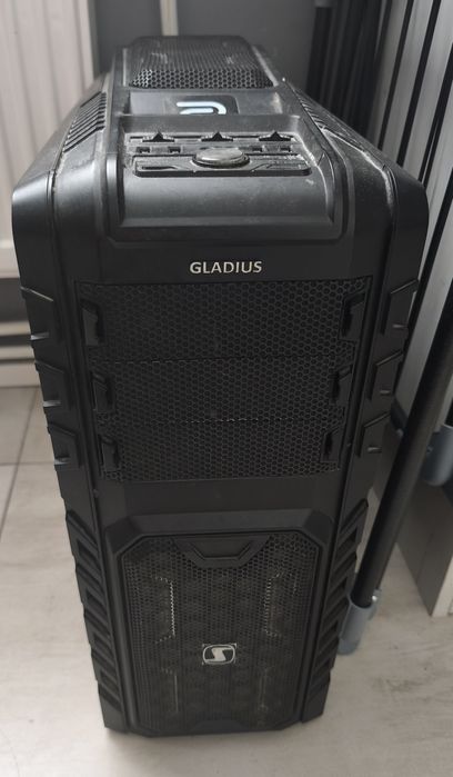 Obudowa silentium pc gladius