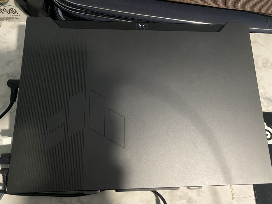 Asus TUF GAMING A15 FA507 - Ryzen 7 6800H / RTX3050 / 16GB RAM