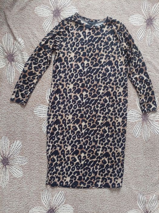 Сукня в тигровий принт