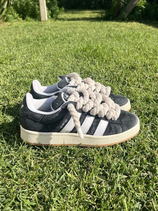 Adidas Campus Pretas w/rope laces