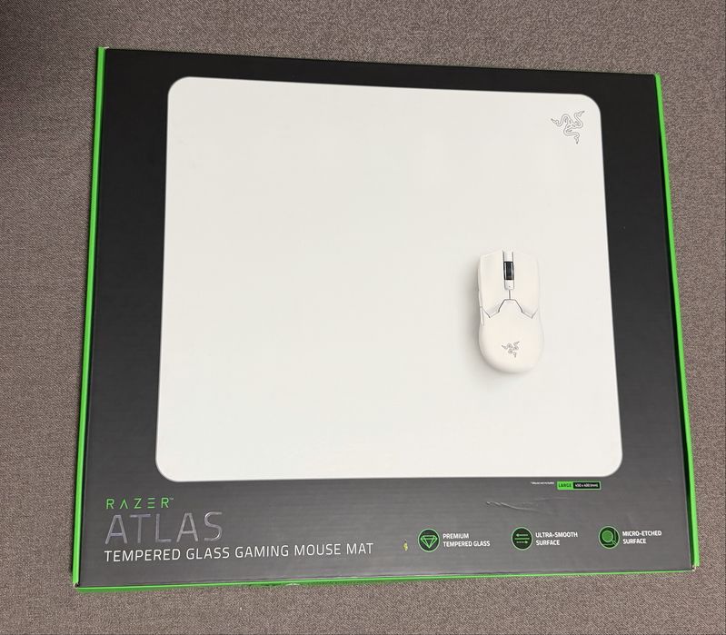 Razer atlas mouse mat ( скляний коврик )