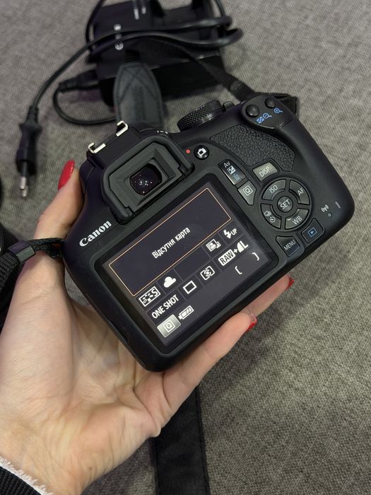 Canon 2000D + 2 об’єктива