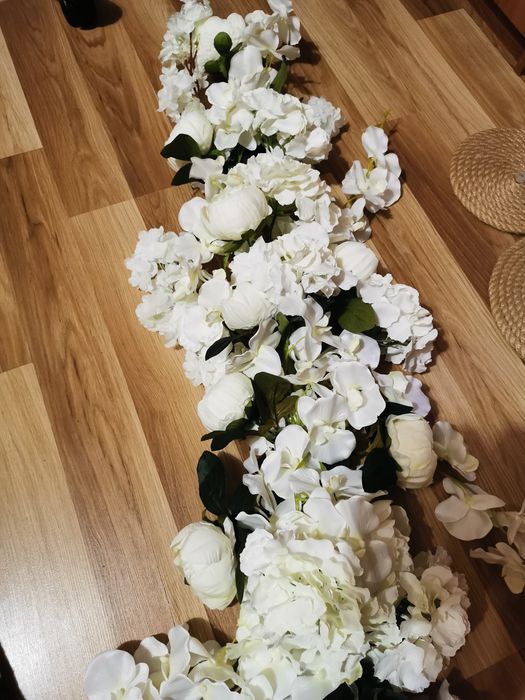 Цветочная гирлянда, арка,президиум ,фотозона ,декор фасада