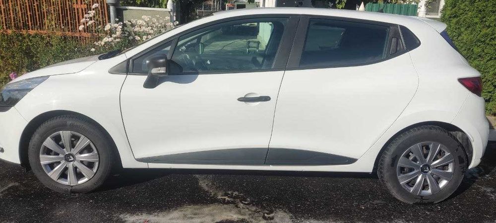 Автомобіль Рено Кліо