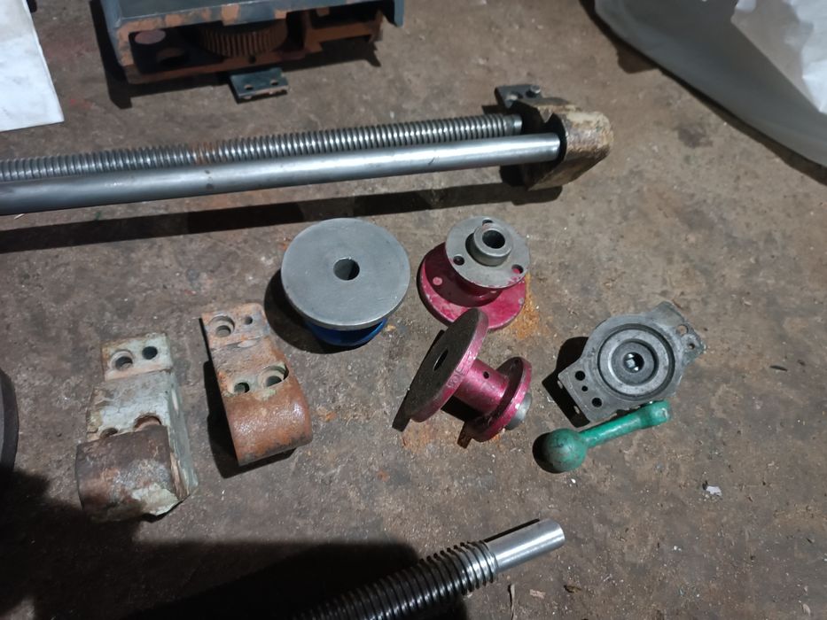 Коробка подач вінт вал гітара фартук серга токарний станок ТВ 4 6