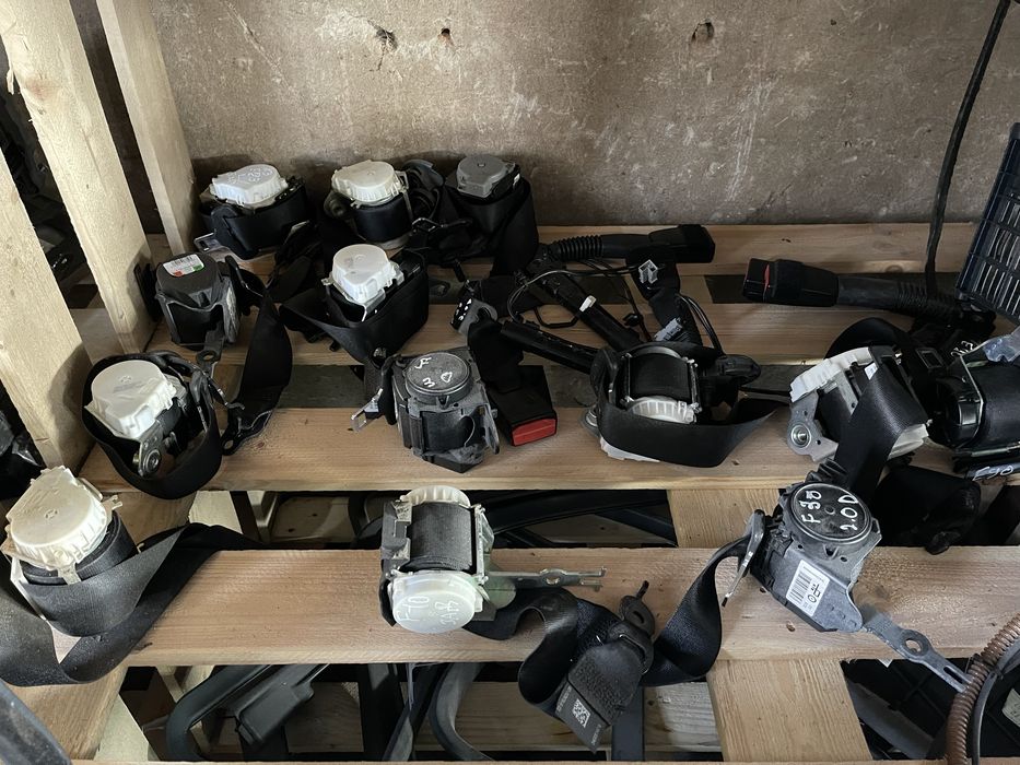 Шторка аербег BMW G30 E70 F10 F30 E90 E84 безопасности  потолка airbag