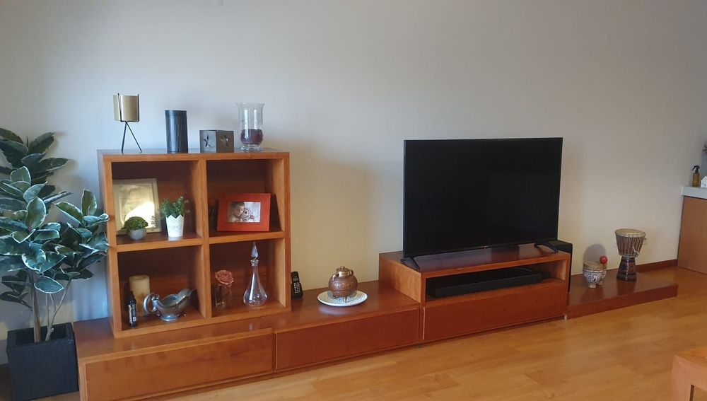 Movel de tv e decorativo