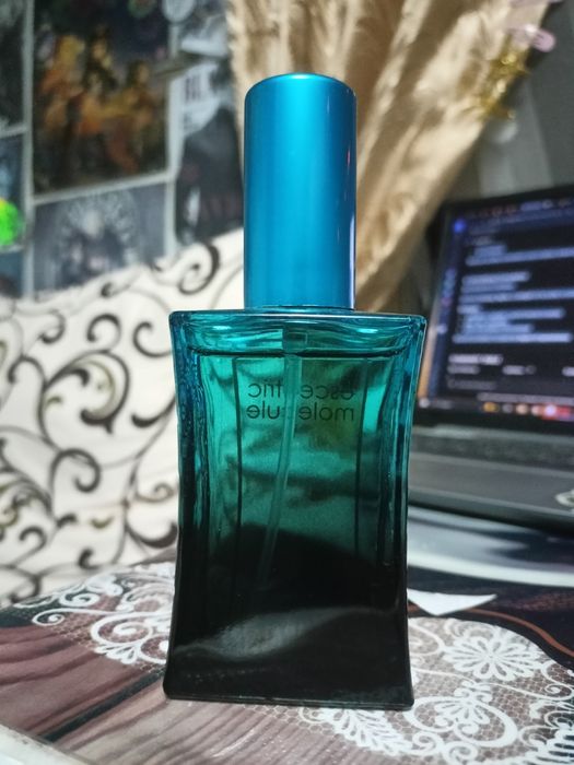 Парфуми Escentric molecules