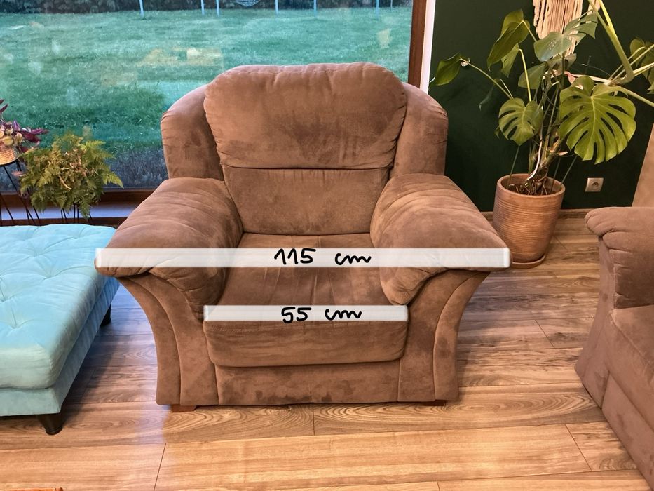 Szary komplet wypoczynkowy