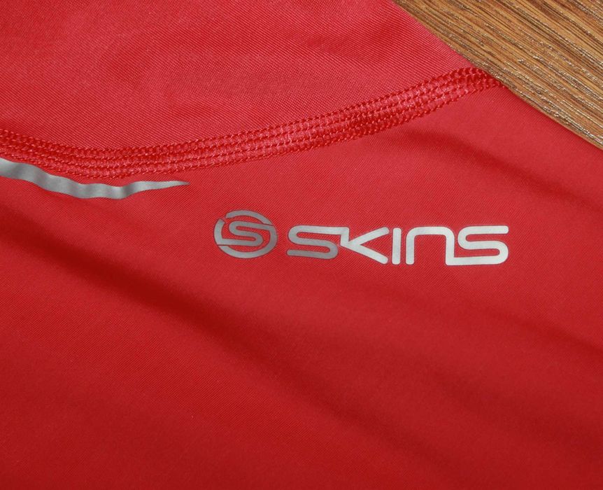 Спортивная майка футболка skins xs 157-165см.