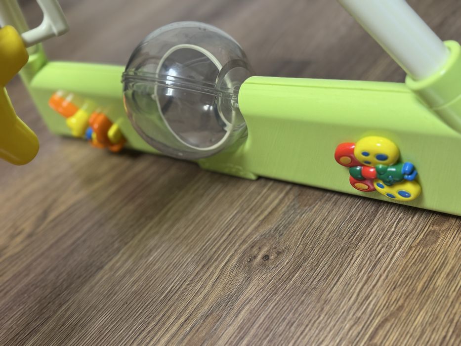 Рама з брязкальцями CHICCO  Щасливі джунглі