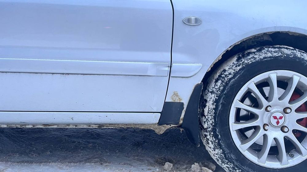 Продам mitsubishi 9