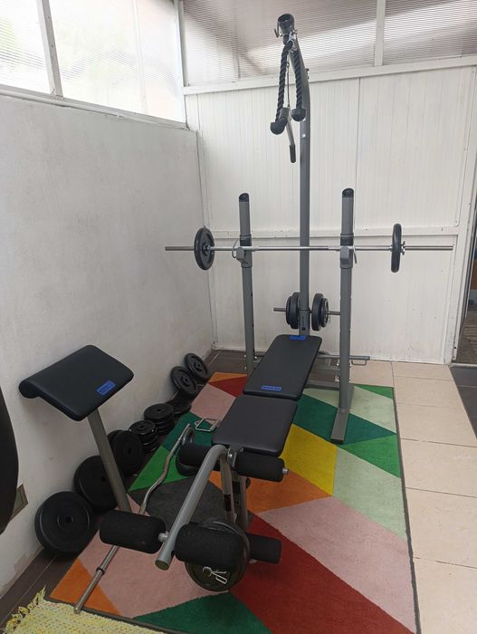 Equipamento de musculação