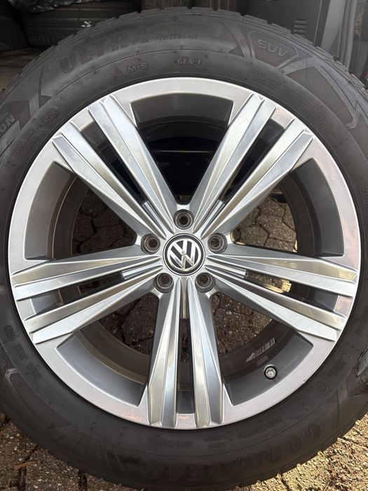 Диски Vw Touareg R19 Sebring 5*112 ET28 8,5j