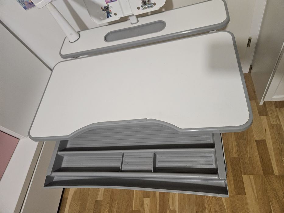 Biurko regulowane dla dzieci