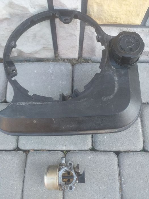 Plastikowy zbiornik Briggs