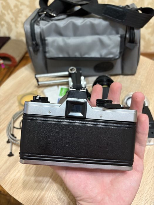 Пленочный фотоаппарат Praktica Super TL1000 механический с 3 объектив