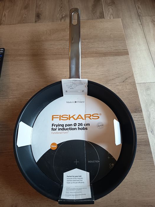 Patelnia Fiskars 26cm INOX Nowa