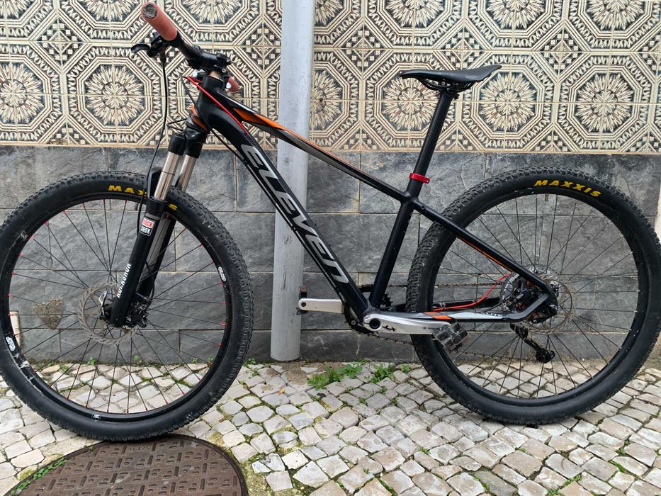 Bicicleta BTT eleven