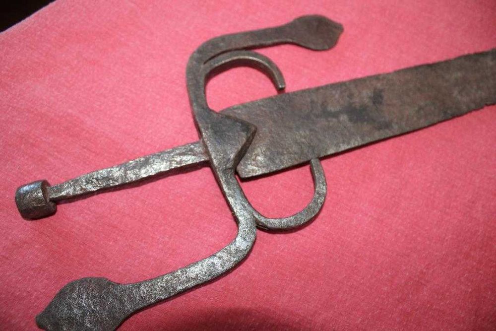 Espada do Poder, Africana Portuguesa Colhona
