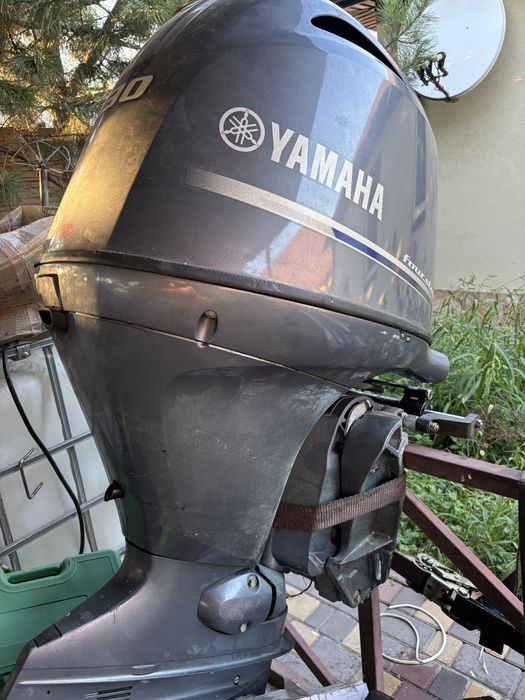 Продам човновий мотор Yamaha F130AET