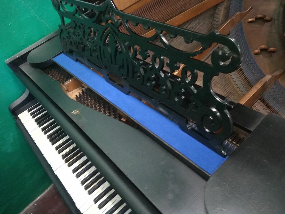 Продається рояль