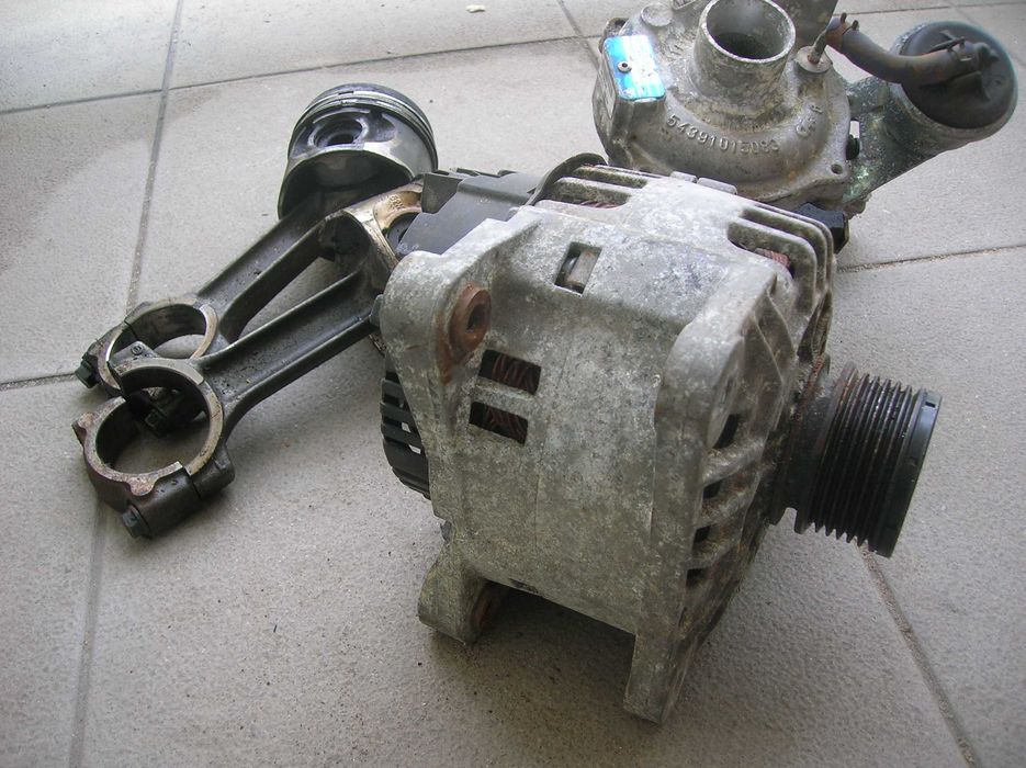 silnik  1.5  dci  renault  -  (turbosprężarka)