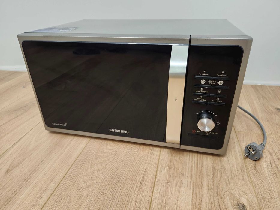 Мікрохвильова піч Samsung 23л