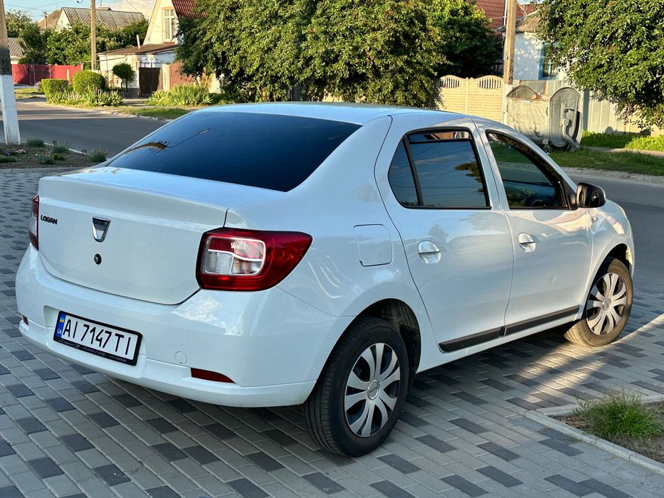 Авто Dacia Logan