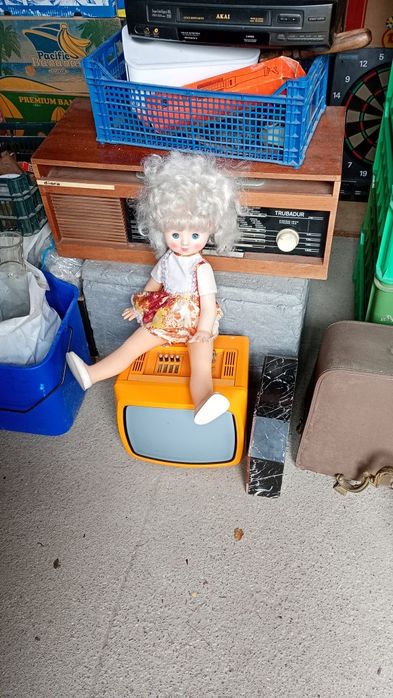 Stara walizka lampką stojąca Singer radio lampowe