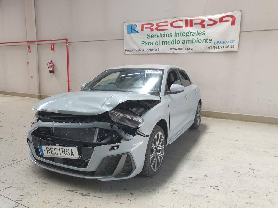 Câmera De Visualização Frontal Audi A1 Sportback Gba