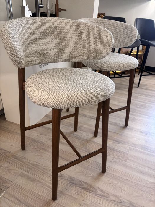 -25% RABAT, NOWE Hokery Calligaris Oleandro, orzech canaletto + boucle