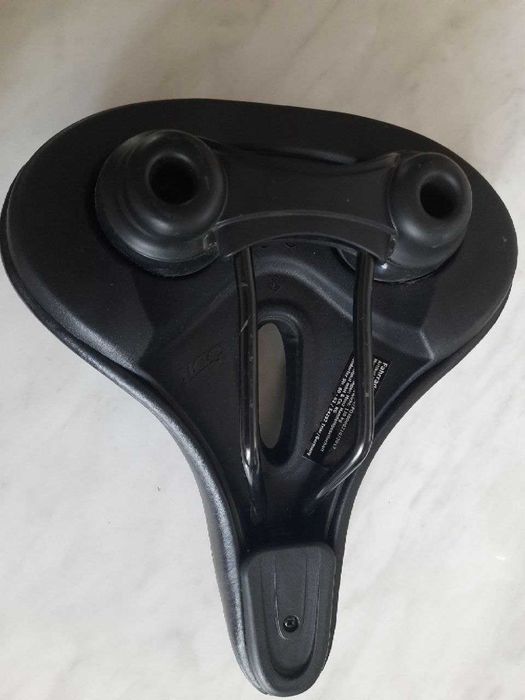 Велозапчасти сидение Brooks . BFD .STRACE  новое.
