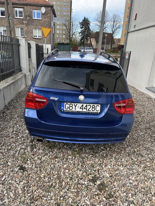 USZKODZONE BMW E91 2.0 129 KM automat