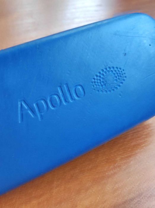 Etui na okulary Apollo Optik Hard Shell pudełko na okulary