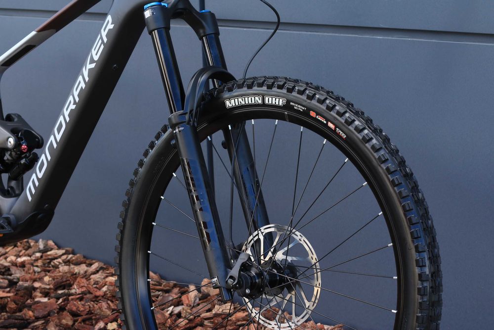 Mondraker Neat R Carbon L 2026 TQ HPR-50 карбон e-MTB 29