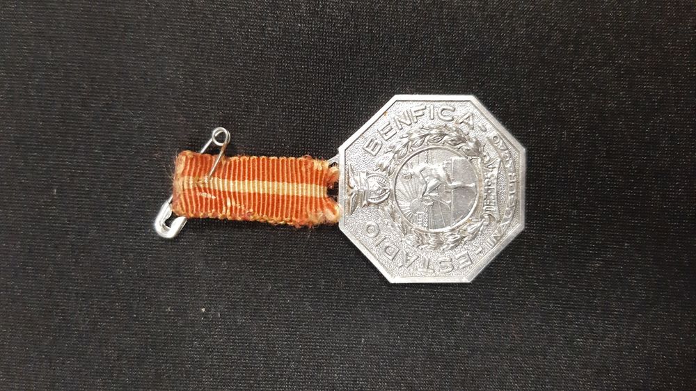 Medalha Estádio do Benfica de 1954, ENVIO GRÁTIS.